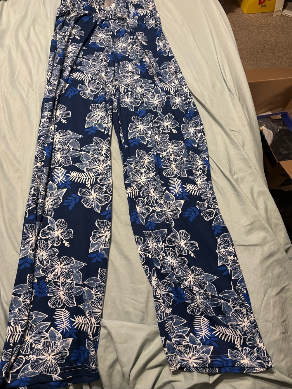 Mayfair Navy Blue Floral Wide-Leg Pants Small
